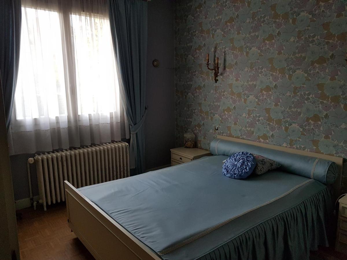 Chez Romy Villa Amilly  Buitenkant foto